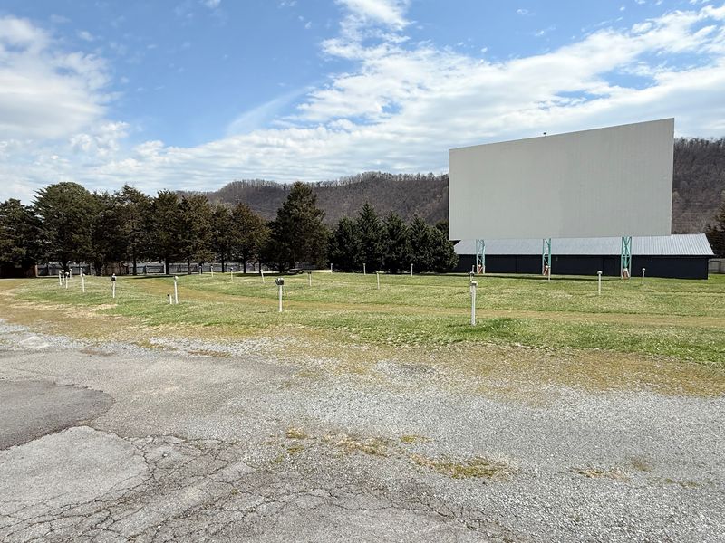 Impeccably Maintained Grounds And Facilities Impeccably Maintained Grounds And Facilities