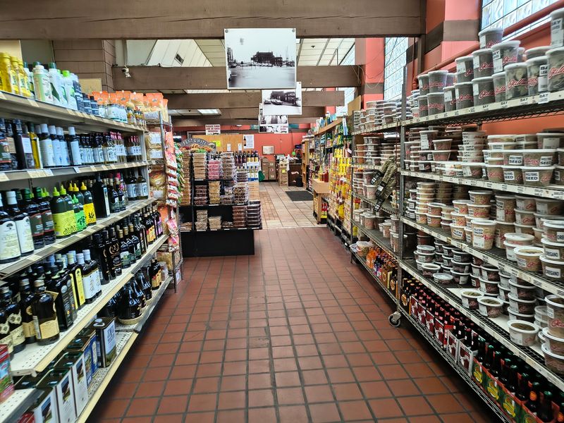 Imported Sauces, Tomatoes, and Pantry Staples Imported Sauces, Tomatoes, and Pantry Staples
