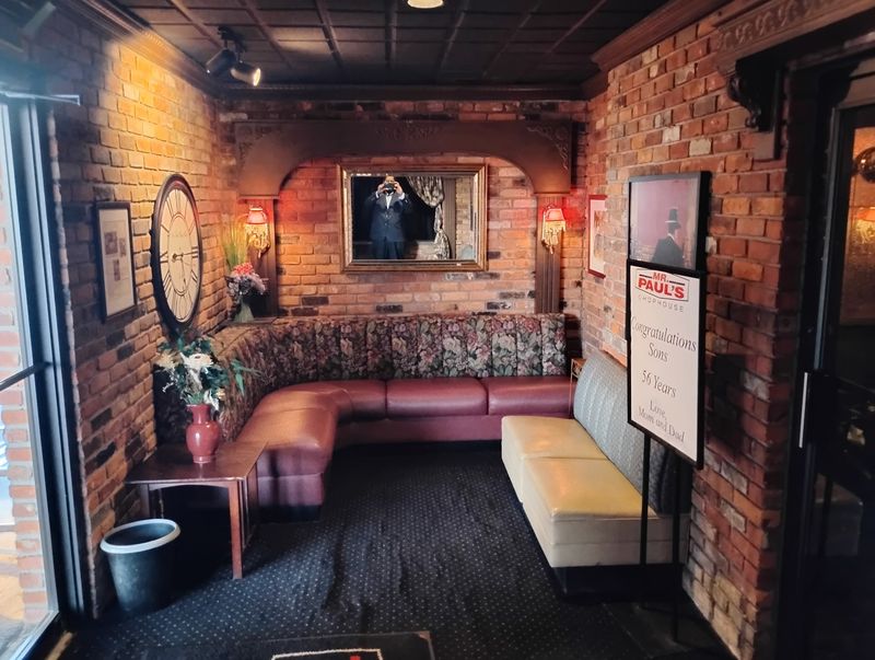 Inside, the Classic Chop House Mood Takes Over Inside, the Classic Chop House Mood Takes Over