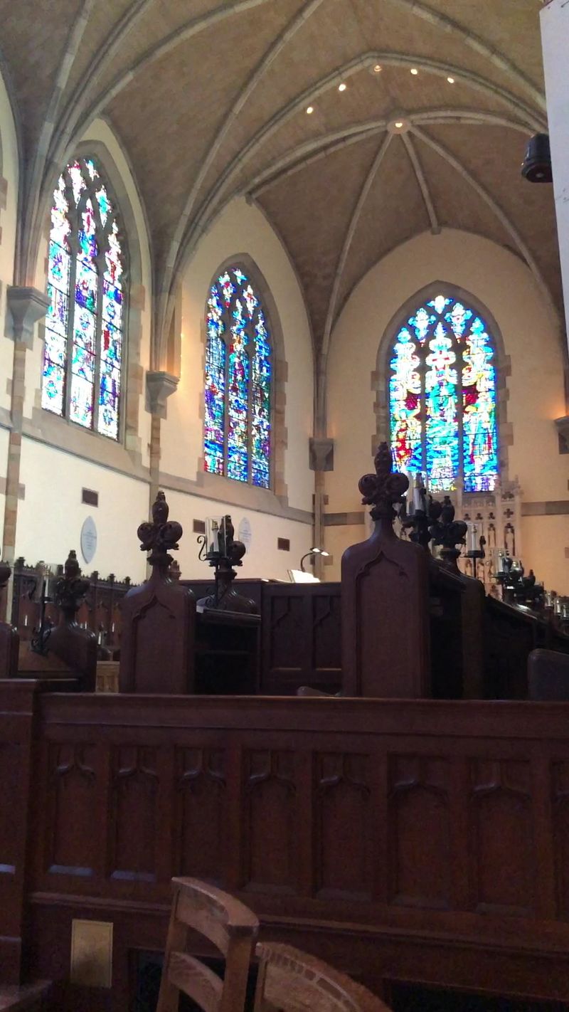Interior Woodwork And Stone Carving That Showcases Master Craftsmanship