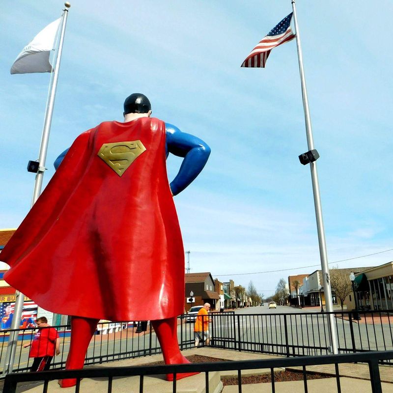 Planning Your Stay in Superman's Illinois Hometown