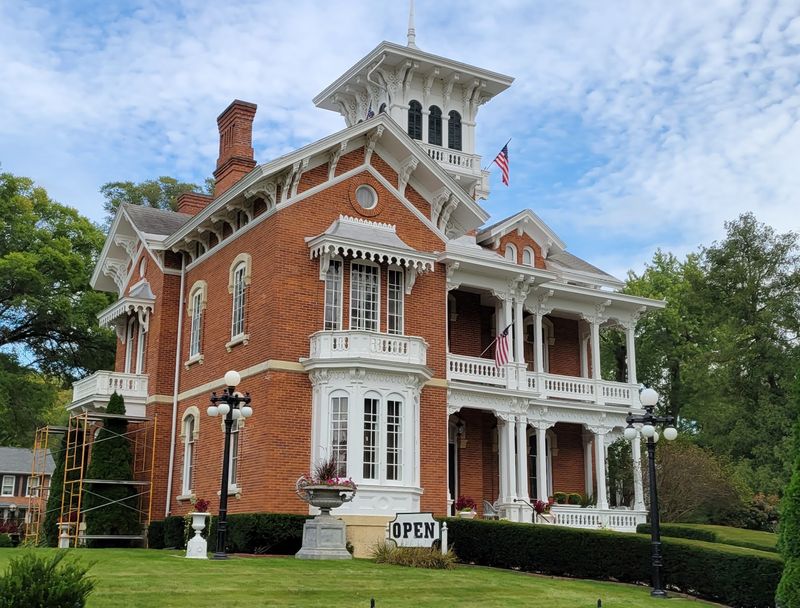 Belvedere Mansion & Gardens (Galena)