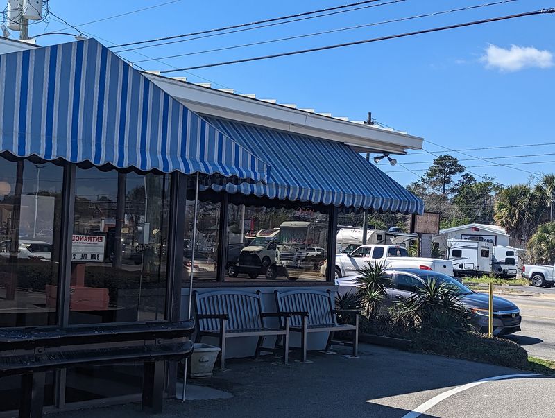 Jimbo’s Breakfast & Lunch, Wilmington