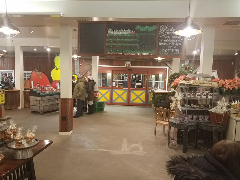 Johnson's Corner Farm Bakery - Medford