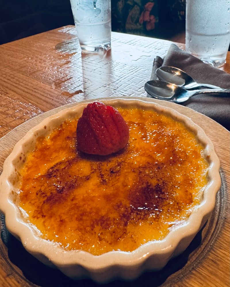 Key Lime Pie and Banana Brulee Worth Loosening Your Belt Key Lime Pie and Banana Brulee Worth Loosening Your Belt