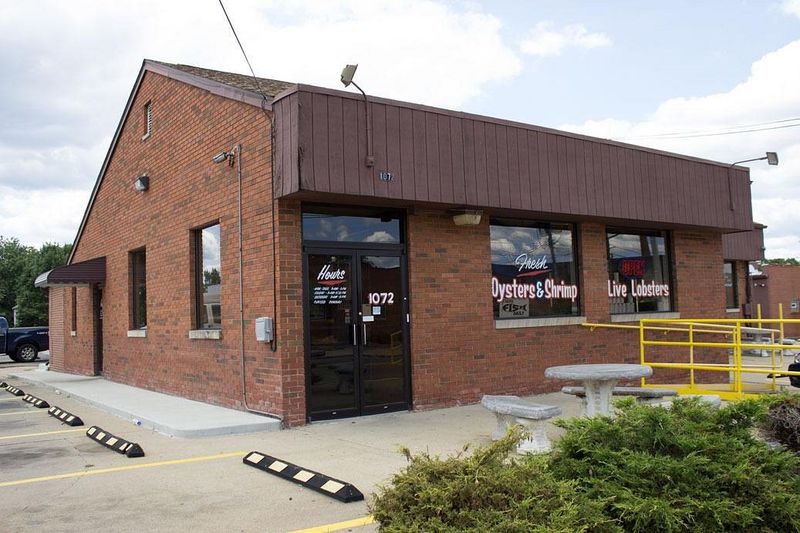 Klein’s Seafood, Akron