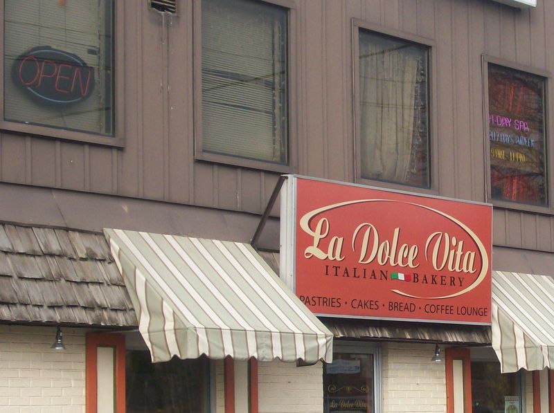 La Dolce Vita Italian Bakery La Dolce Vita Italian Bakery