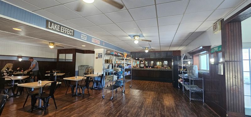 Lake Michigan Beach Ice Cream & Eatery - Coloma