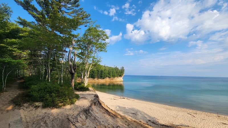 Lake Superior Shows Off at the Finish