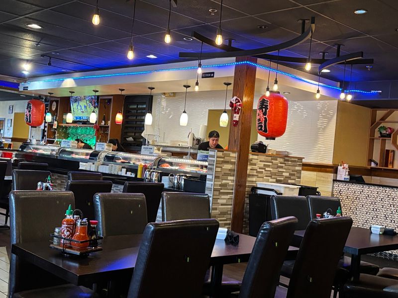 Lansing, Michigan’s Answer to the Group Dinner Problem