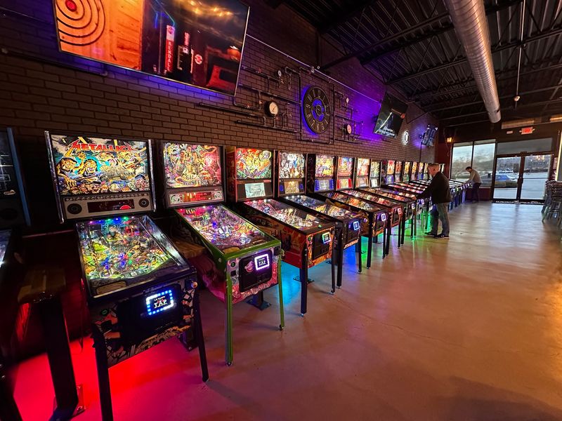 Leagues Bring Back The Old Arcade Spirit Leagues Bring Back The Old Arcade Spirit