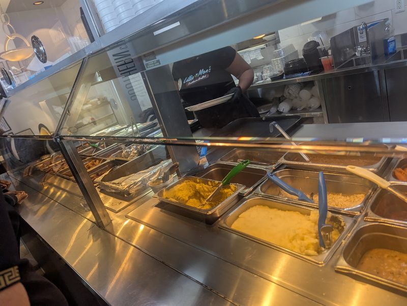 Lillie Mae’s Southern Buffet - Southfield