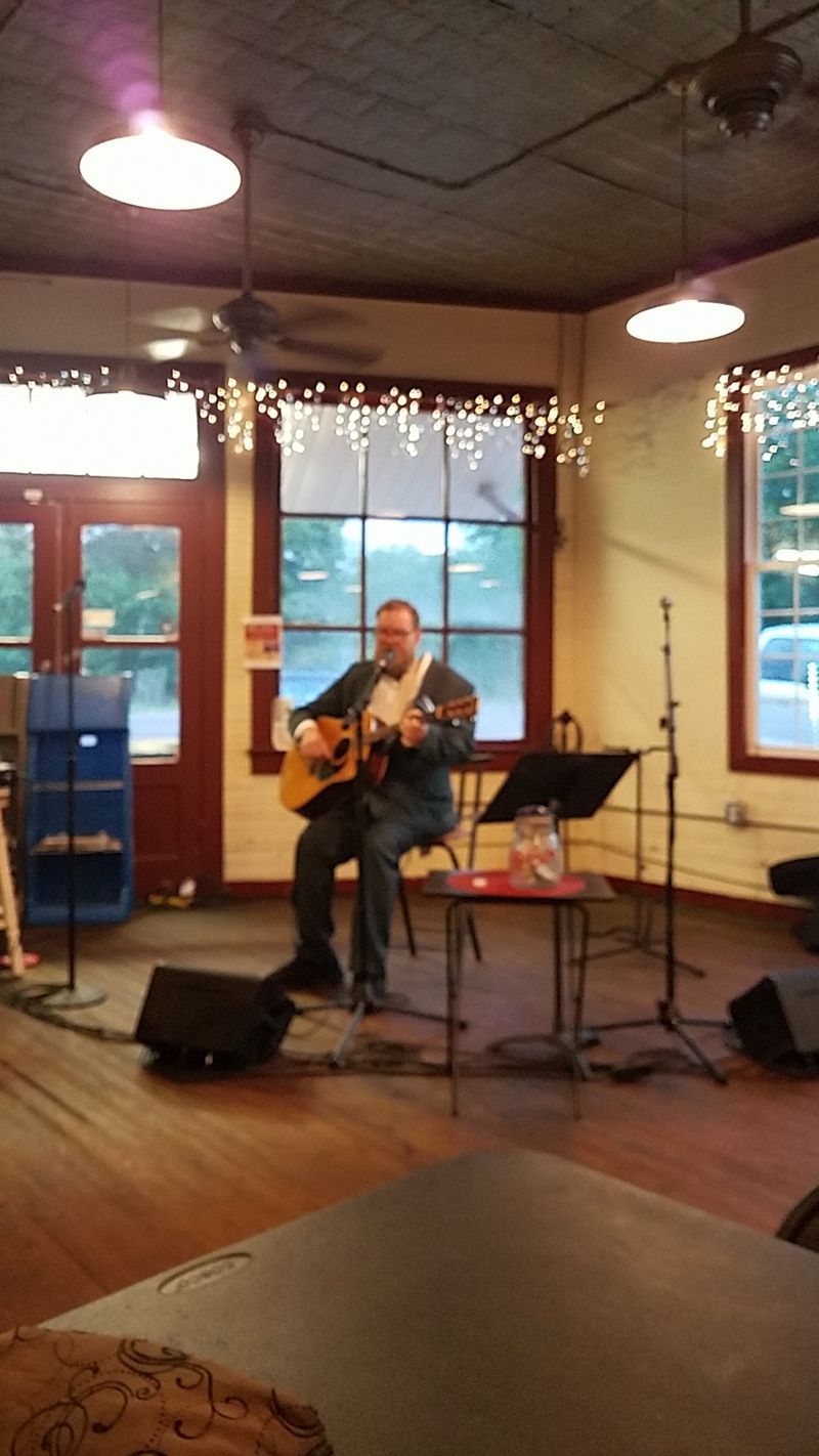 Live Music That Brings Legends And Locals Together Live Music That Brings Legends And Locals Together