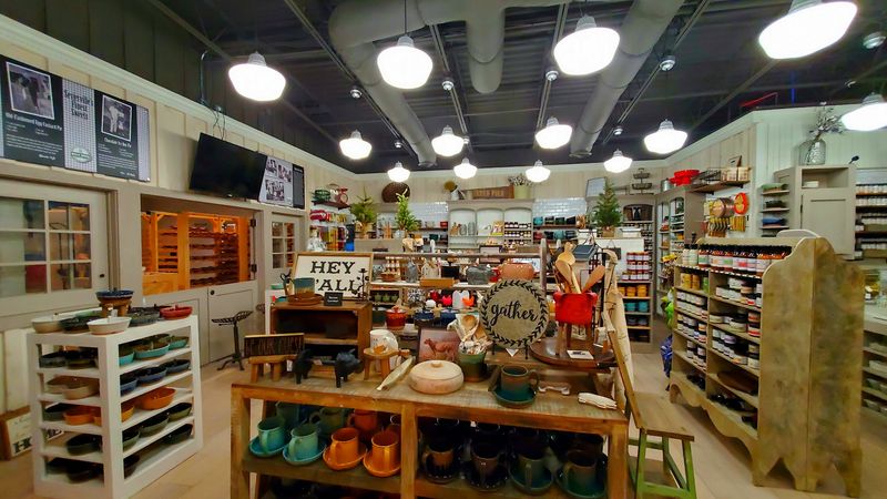 Live Pottery Demonstrations Worth Watching Live Pottery Demonstrations Worth Watching