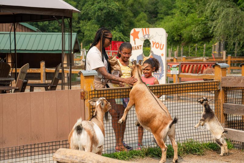 Living Treasures Animal Park, Jones Mills Living Treasures Animal Park, Jones Mills