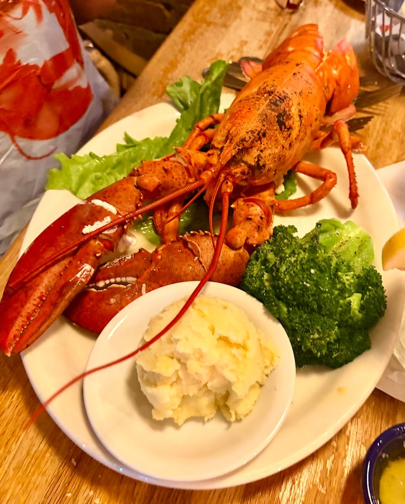 Lobster Plates That Bring People Through The Door Lobster Plates That Bring People Through The Door