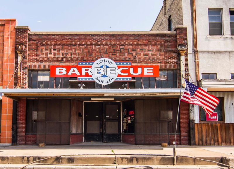 Louie Mueller Barbecue (Taylor) Louie Mueller Barbecue (Taylor)