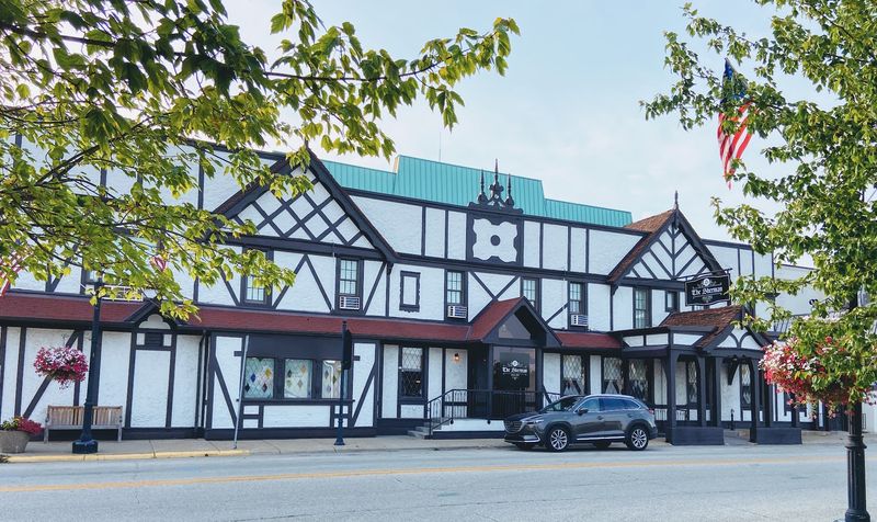 Why This Indiana Inn Earns A Detour