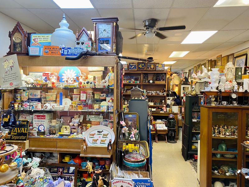 Main Street Antique Center - Flemington Main Street Antique Center - Flemington