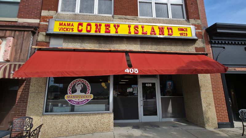 Mama Vicki’s Coney Island — Port Huron