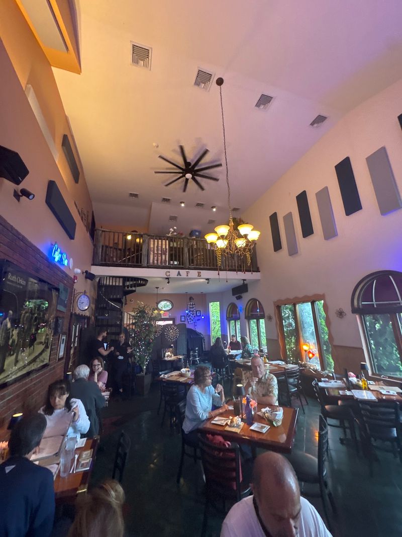Mama's Cafe Baci - Hackettstown
