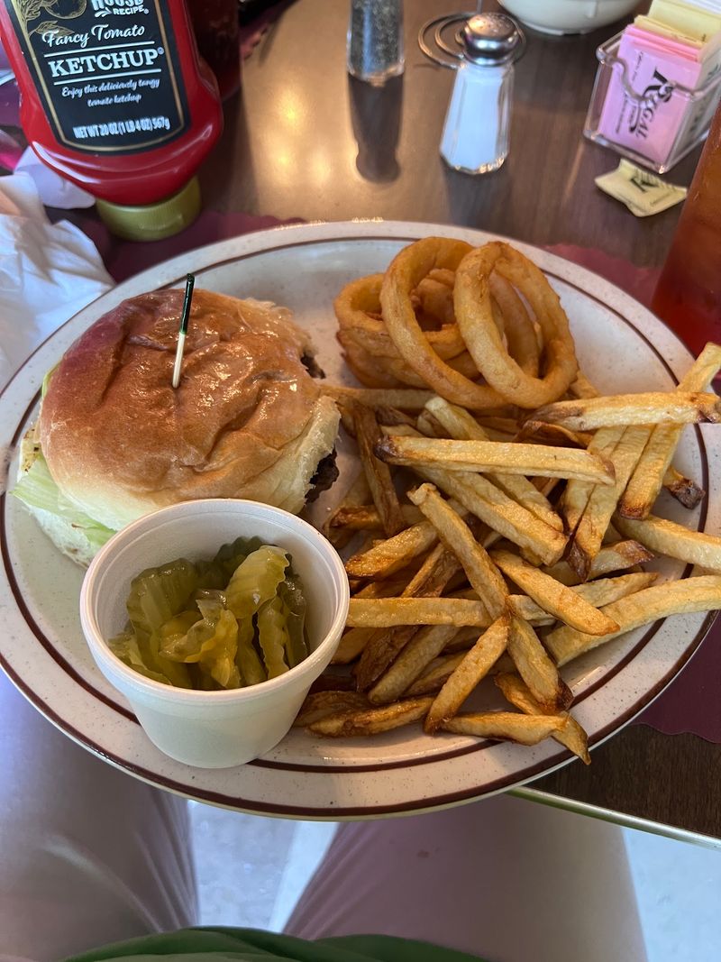 Menu Favorites Go Beyond the Buffet Menu Favorites Go Beyond the Buffet