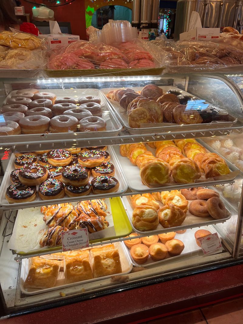 Mi Tierra Bakery and the Line That's Always Worth It