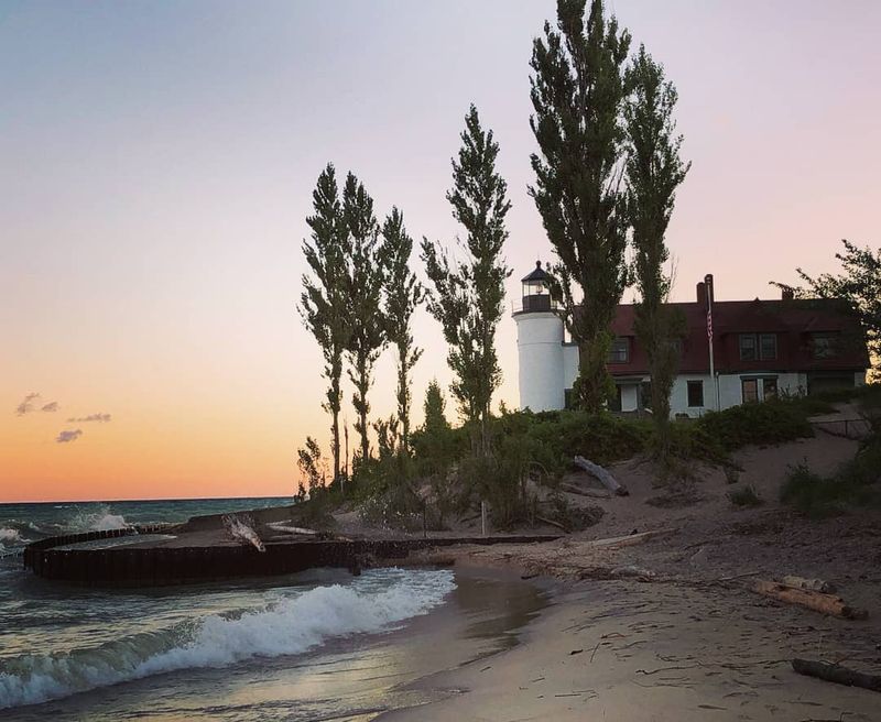 Michigan Wind, Waves, and a Beach Full of Stones Michigan Wind, Waves, and a Beach Full of Stones