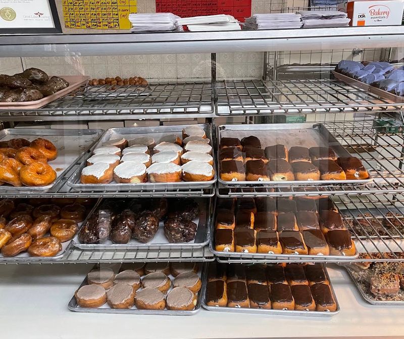 Michigan's Century-Old Donut Counter