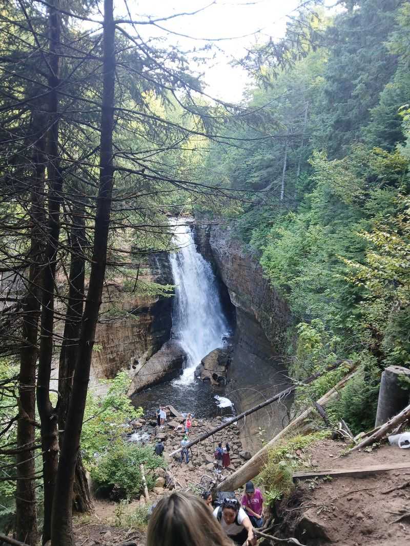 Miners Falls Trail - Pictured Rocks National Lakeshore Miners Falls Trail - Pictured Rocks National Lakeshore