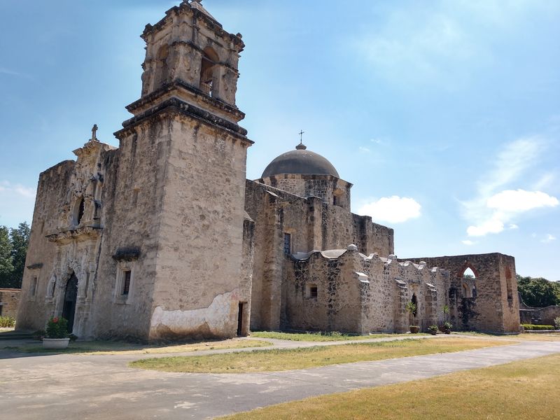 Mission San Juan (San Antonio) Mission San Juan (San Antonio)