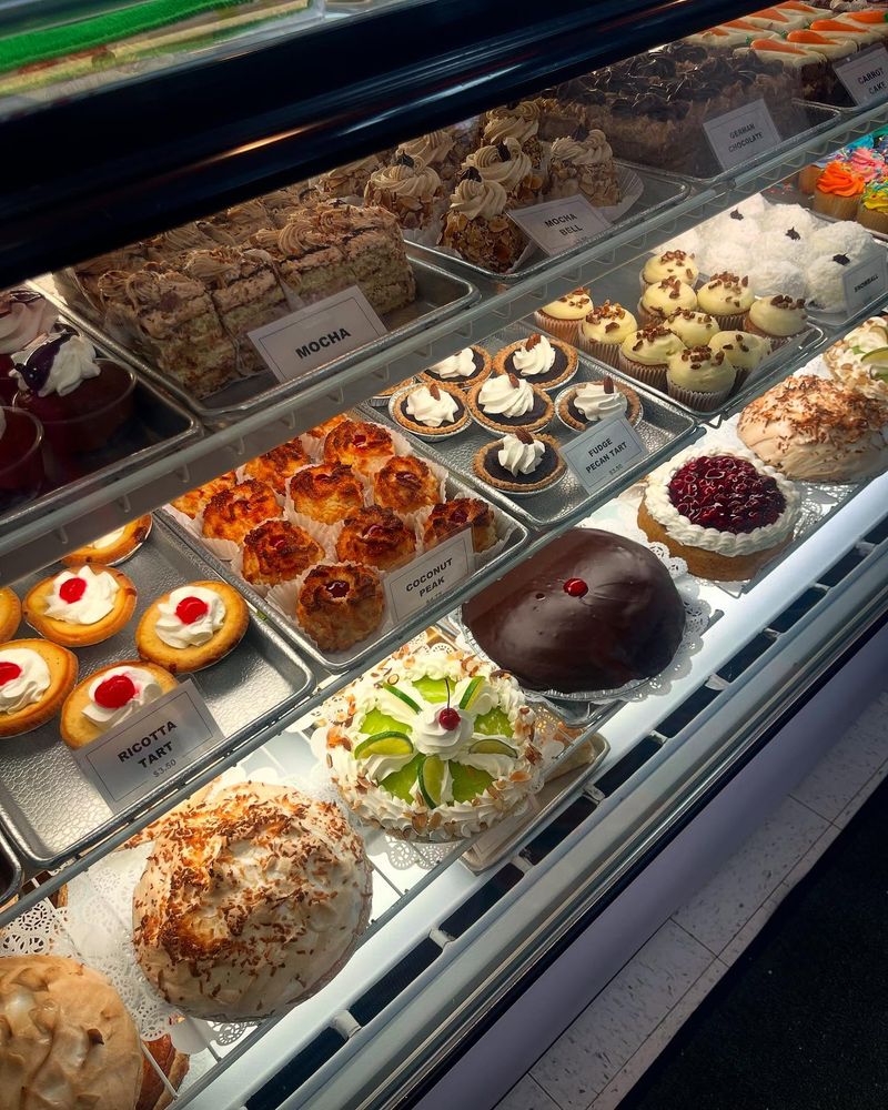 Moio’s Italian Pastry Shop Moio’s Italian Pastry Shop