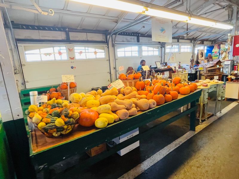 More Than 85 Years of Farm Fresh Tradition