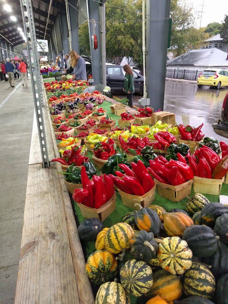 More Than Shopping, It Teaches a Local Food Habit