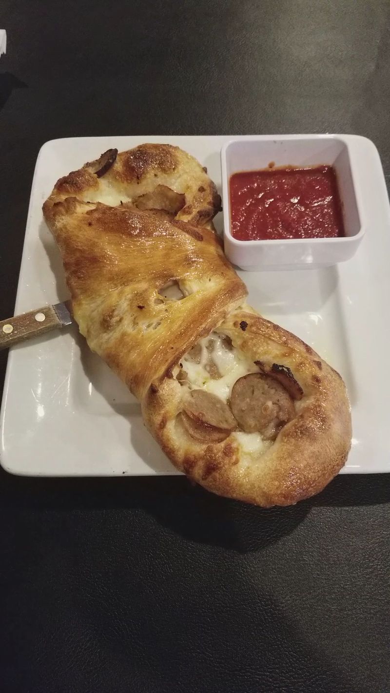 Mozzarella Sticks Worth Starting Your Meal With Mozzarella Sticks Worth Starting Your Meal With