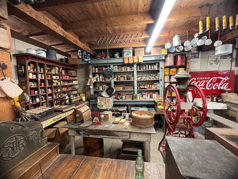 Museum of Appalachia - Clinton
