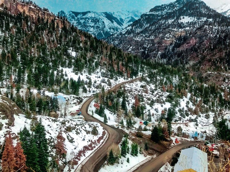 When Ice Climbers Take Over the Canyon When Ice Climbers Take Over the Canyon