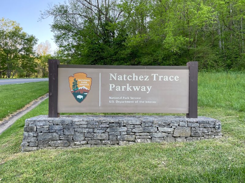 Natchez Trace Parkway - Near Nashville and Franklin Natchez Trace Parkway - Near Nashville and Franklin
