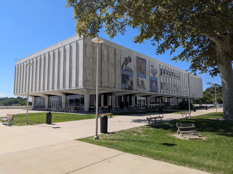 New Jersey State Museum - Trenton