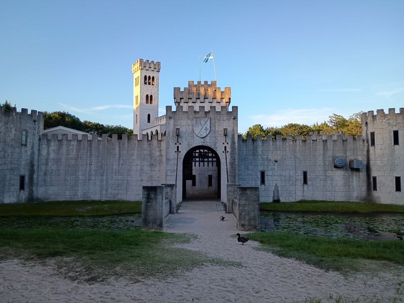 Newman's Castle (Bellville) Newman's Castle (Bellville)