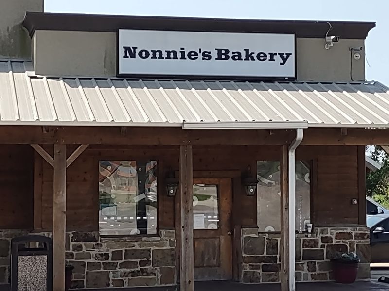 Nonnie's Bakery (Caldwell)