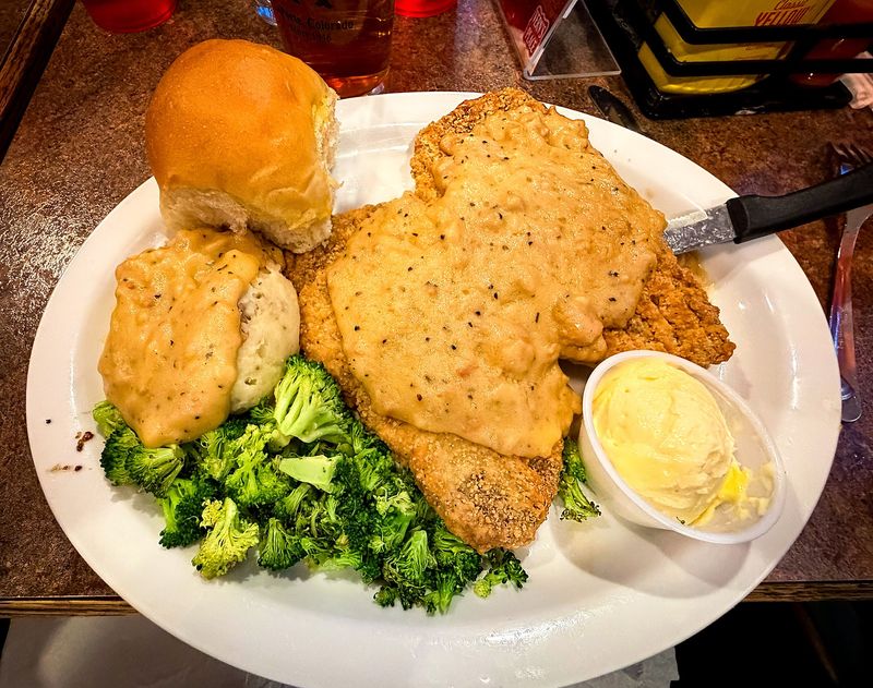 Chicken Fried Steak and Other Big-Hit Comfort Plates