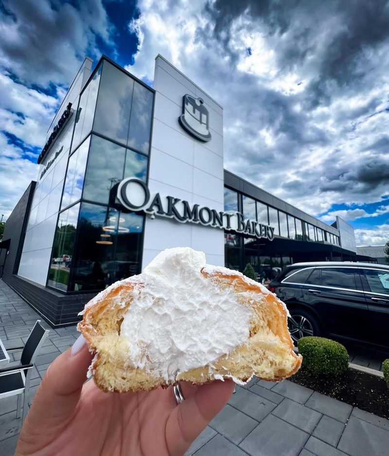 Oakmont Bakery, Oakmont