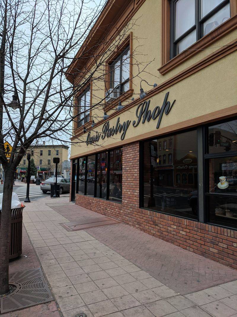 Oasis Pastry Shop - Elizabeth