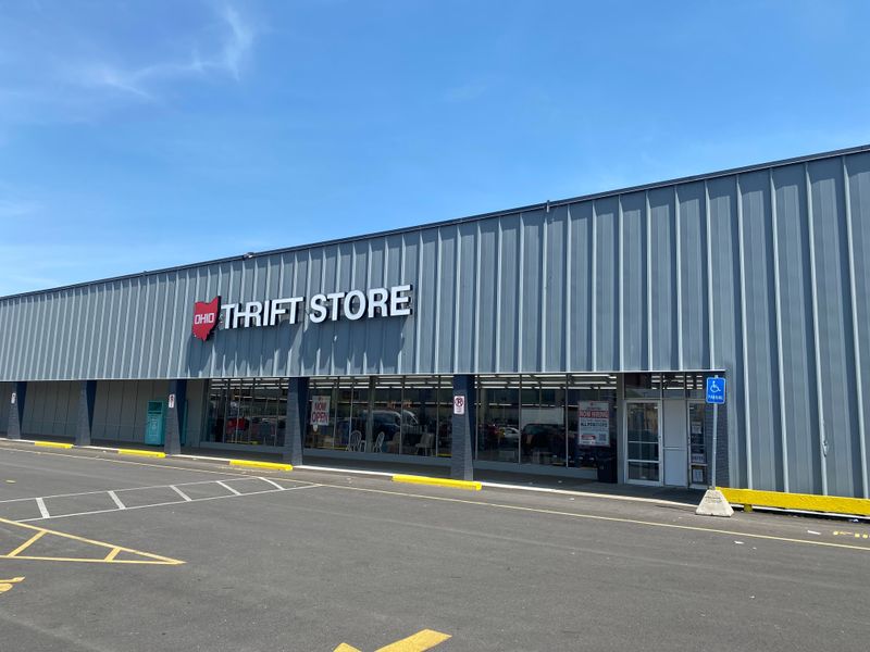 Ohio Thrift Store, Cleveland Avenue, Columbus Ohio Thrift Store, Cleveland Avenue, Columbus
