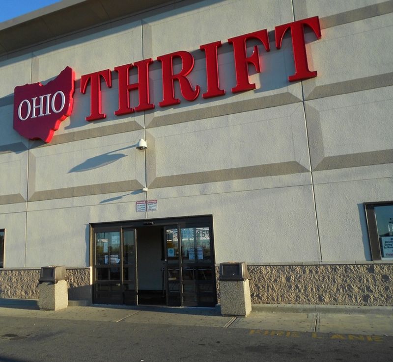 Ohio Thrift Store, West Broad Street, Columbus Ohio Thrift Store, West Broad Street, Columbus