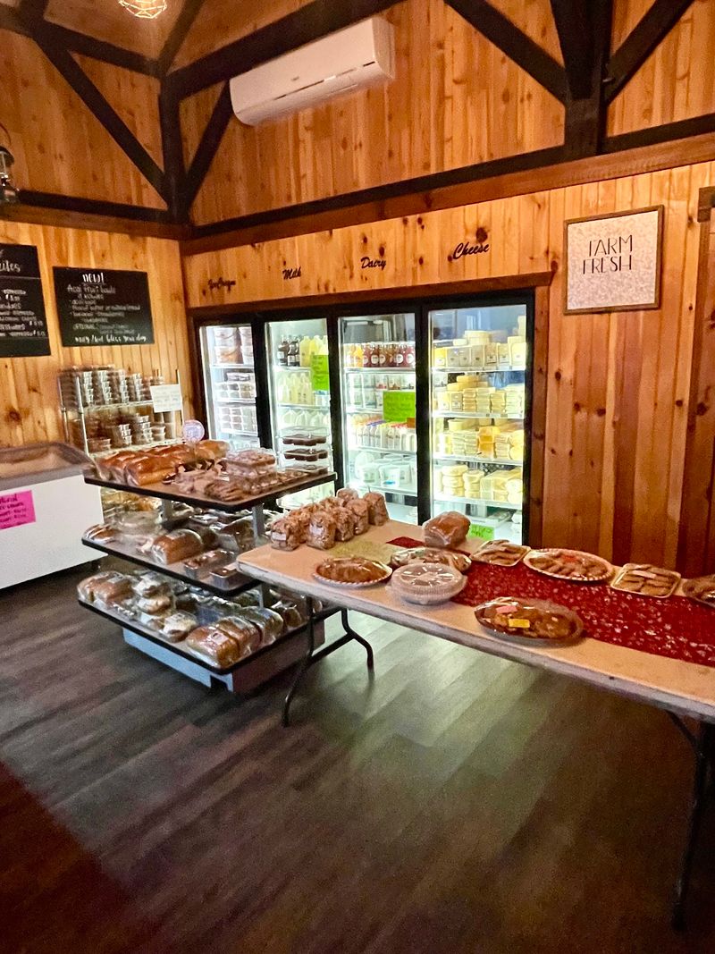 Old Barn Creamery & Bakery