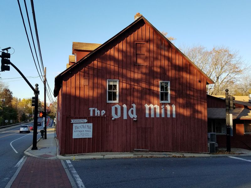 Old Mill Antique Mall - Mullica Hill