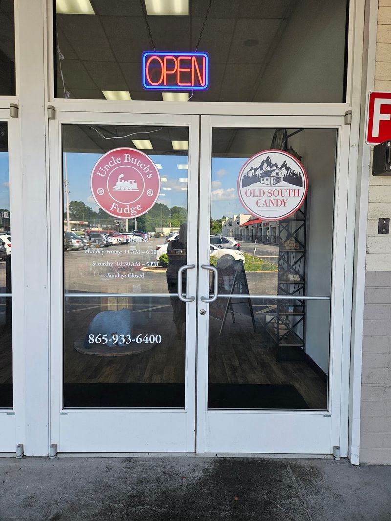Old South Candy and Uncle Butch's Fudge in Knoxville