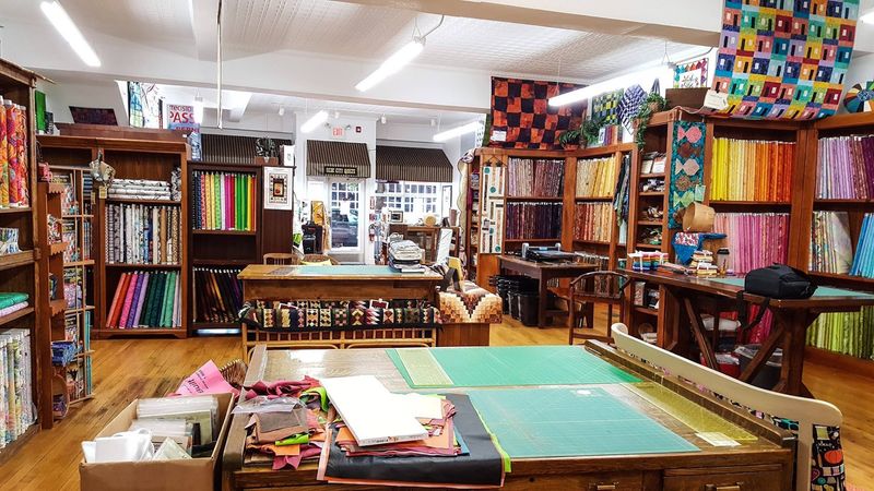 Olde City Quilts - Burlington